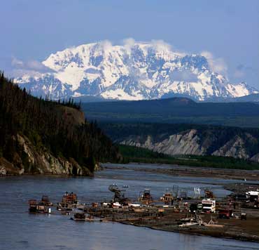 FishWheels on the Copper River in Chitina